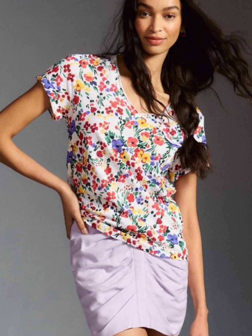 Anthropologie T.La White Floral One Pocket V-Neck Top